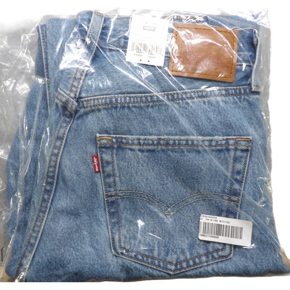 NWT Levi's 501 90s Jeans Women 28x32 Blue Cotton Mid Rise Straight Premium Denim